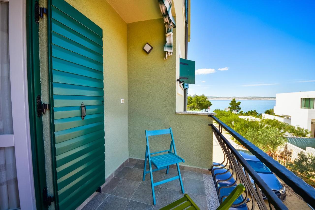 Appartement In Olive Garden à Starigrad Paklenica Extérieur photo