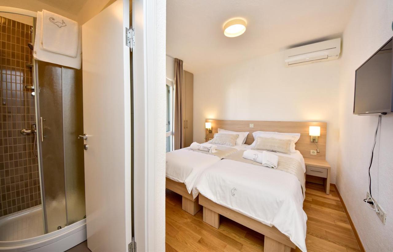 Appartement In Olive Garden à Starigrad Paklenica Extérieur photo